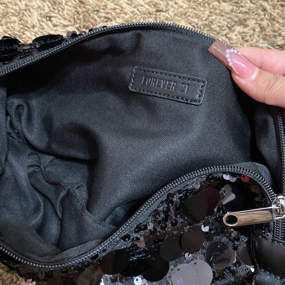 Forever 21 sequin bag - Picture 3 of 4